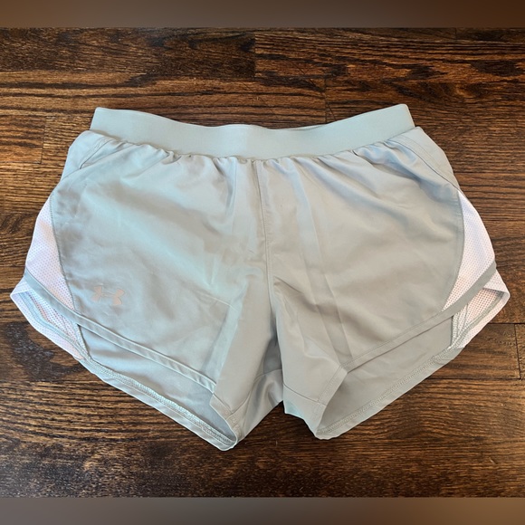 Under Armour Women's Fly By 2.0 Running Shorts - Picture 3 of 6